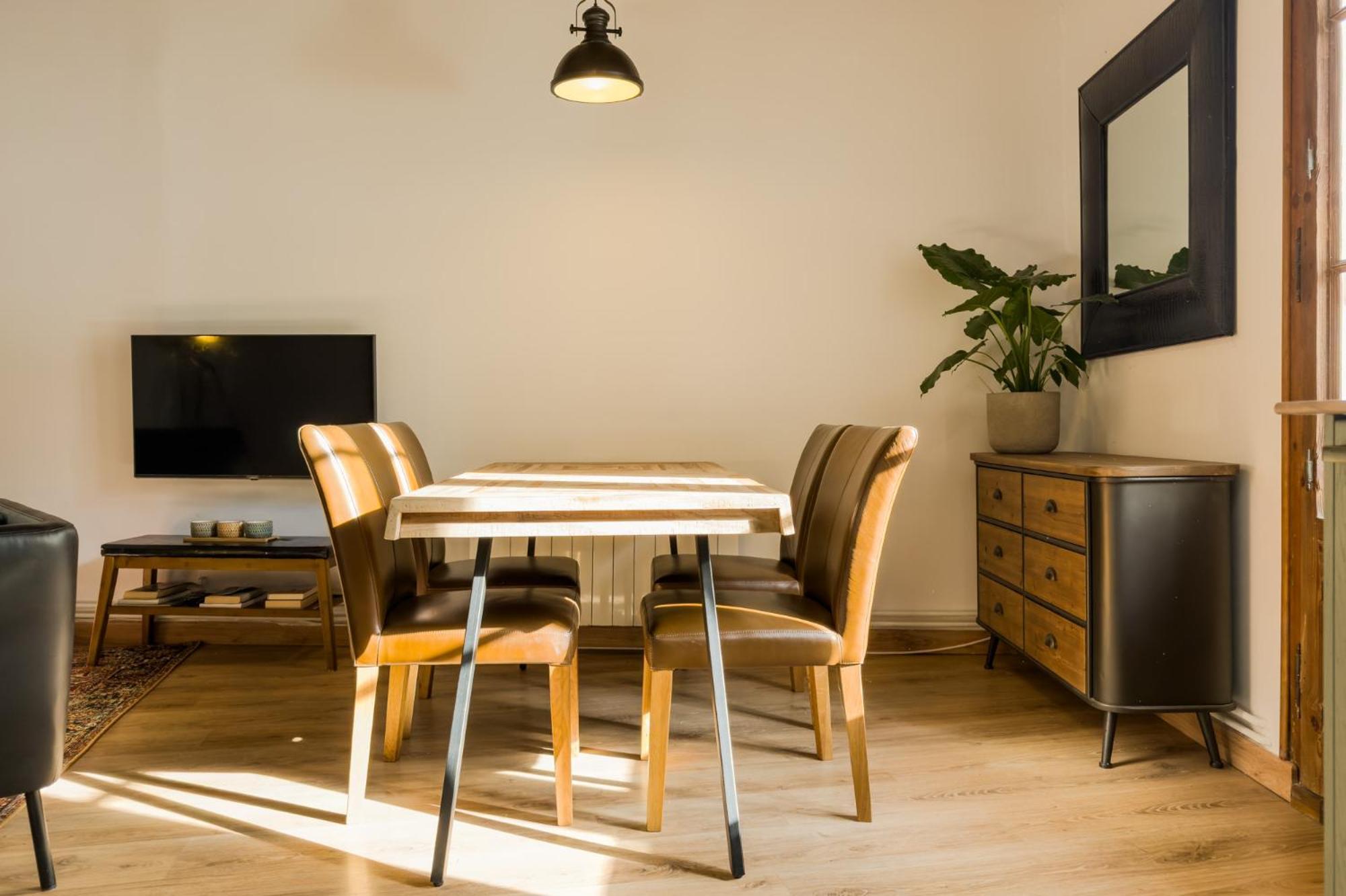 Magalhaes - Trad Flat In Poble Sec, Near Ramblas Barcelona Eksteriør billede