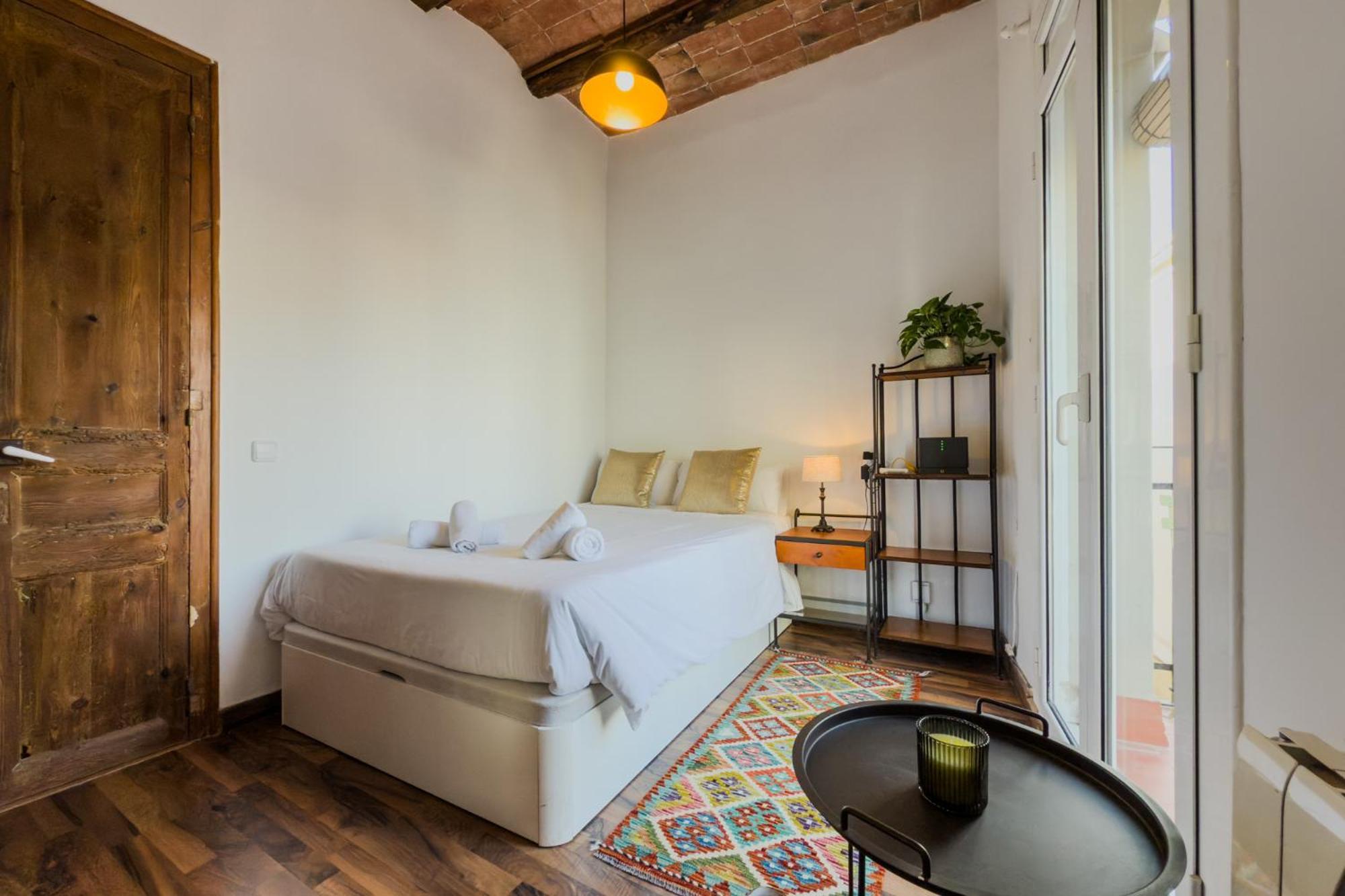 Magalhaes - Trad Flat In Poble Sec, Near Ramblas Barcelona Eksteriør billede