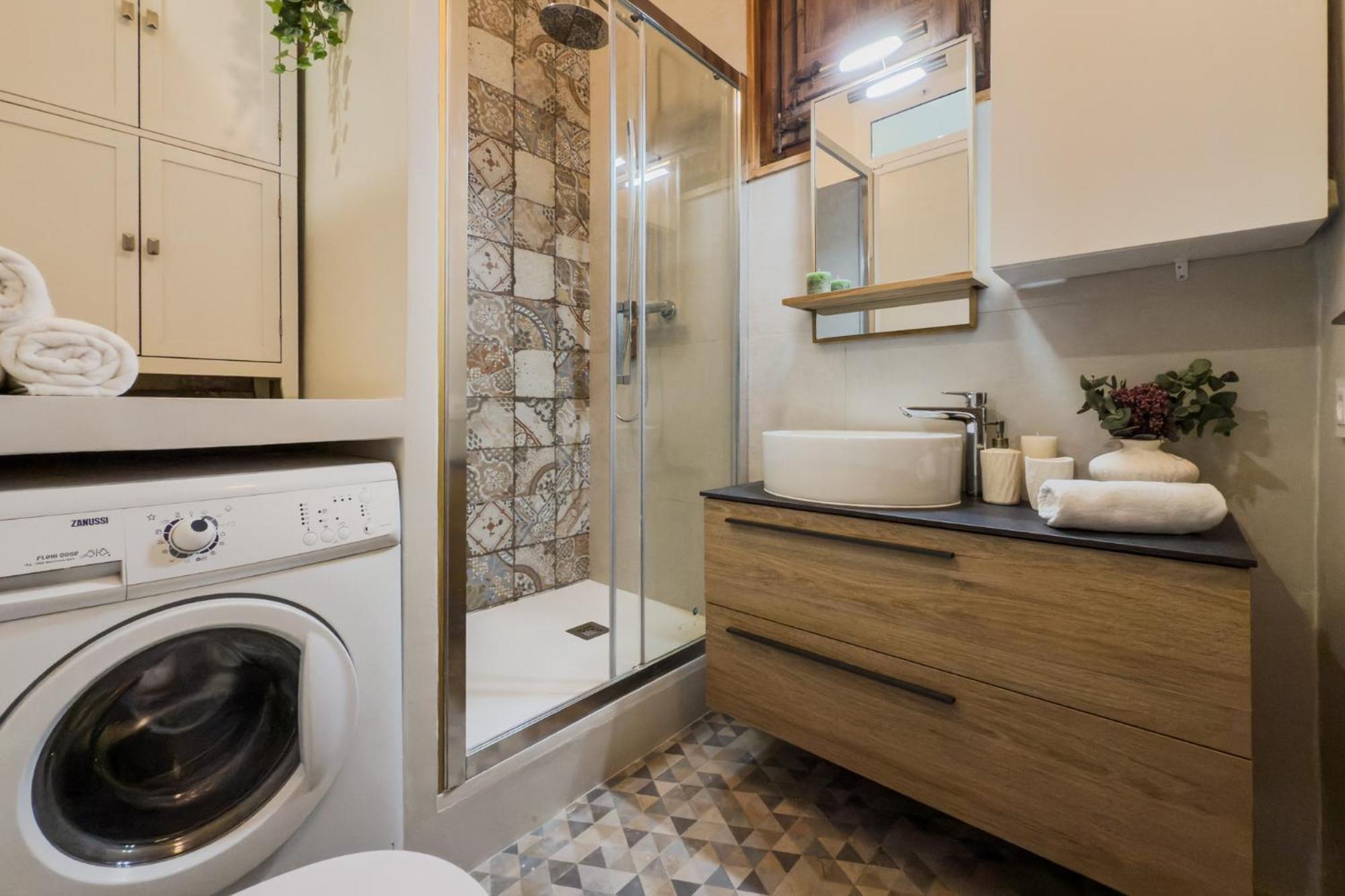 Magalhaes - Trad Flat In Poble Sec, Near Ramblas Barcelona Eksteriør billede